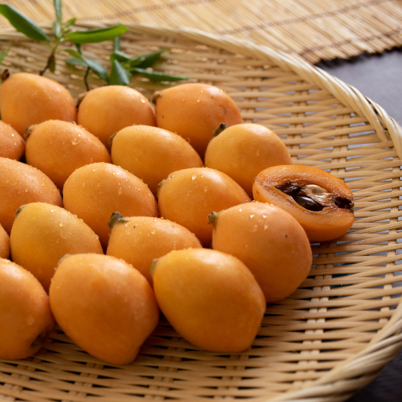 Imagem Fruto da N&ecirc;spera Enxertada