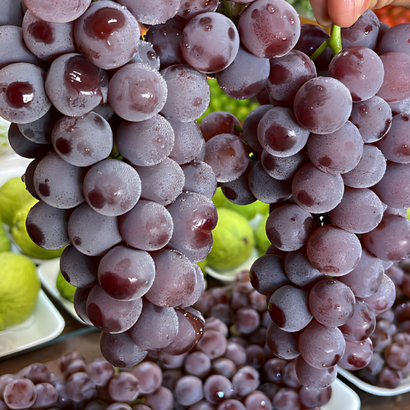 Imagem Fruto da Uva Ni&aacute;gara Rosada