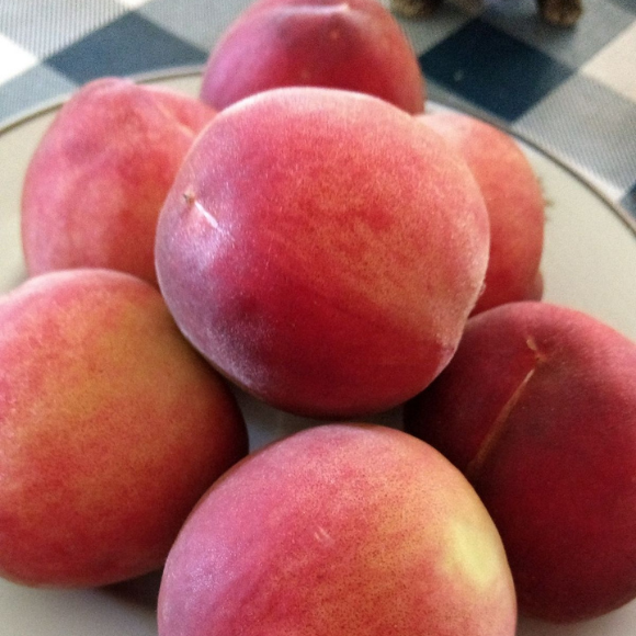 Imagem Fruto do P&ecirc;ssego Marli